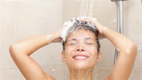 showering with jewelry on